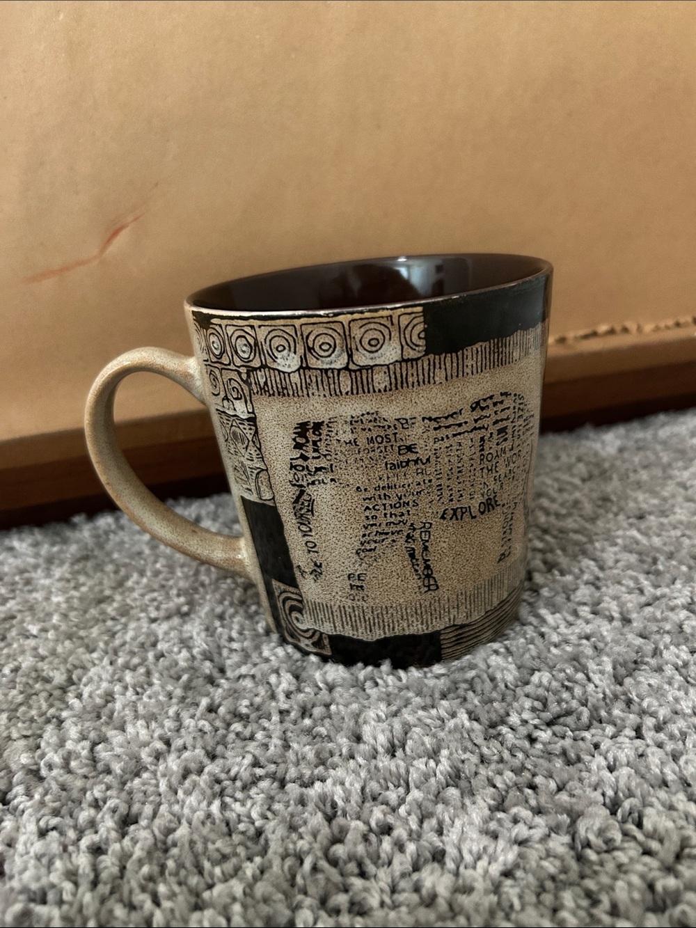 2015 Tara Reed Designs Coffee Tea Cup Mug Blue Harbor African Elephant